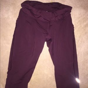 Lululemon crop leggings! Worn a couple of times!!